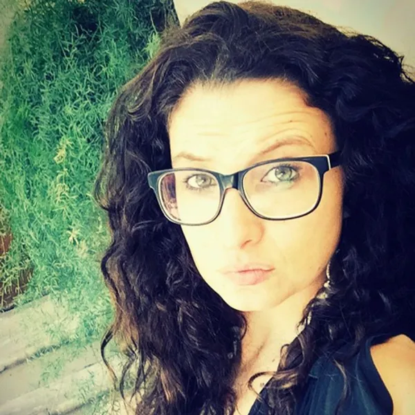Sarah Carbone